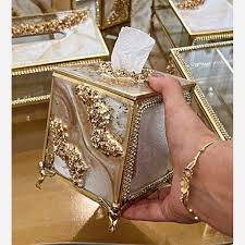 تصویر 2 از دستمال کاغذی مربعی شکیل و جذاب